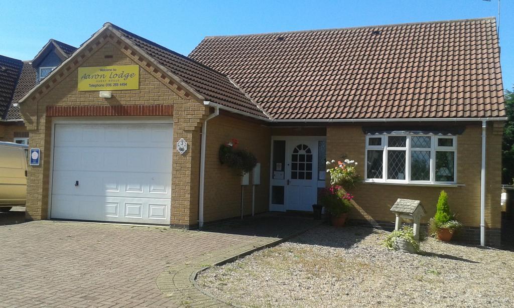 Aaron Bed & Breakfast
