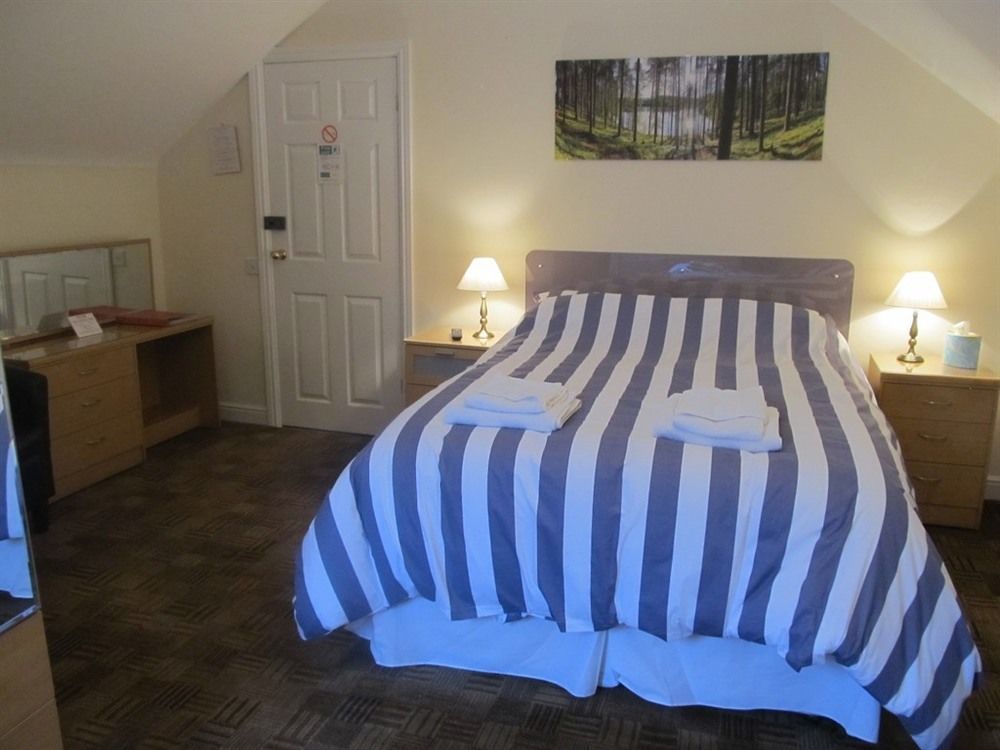 Aaron Bed & Breakfast 3*