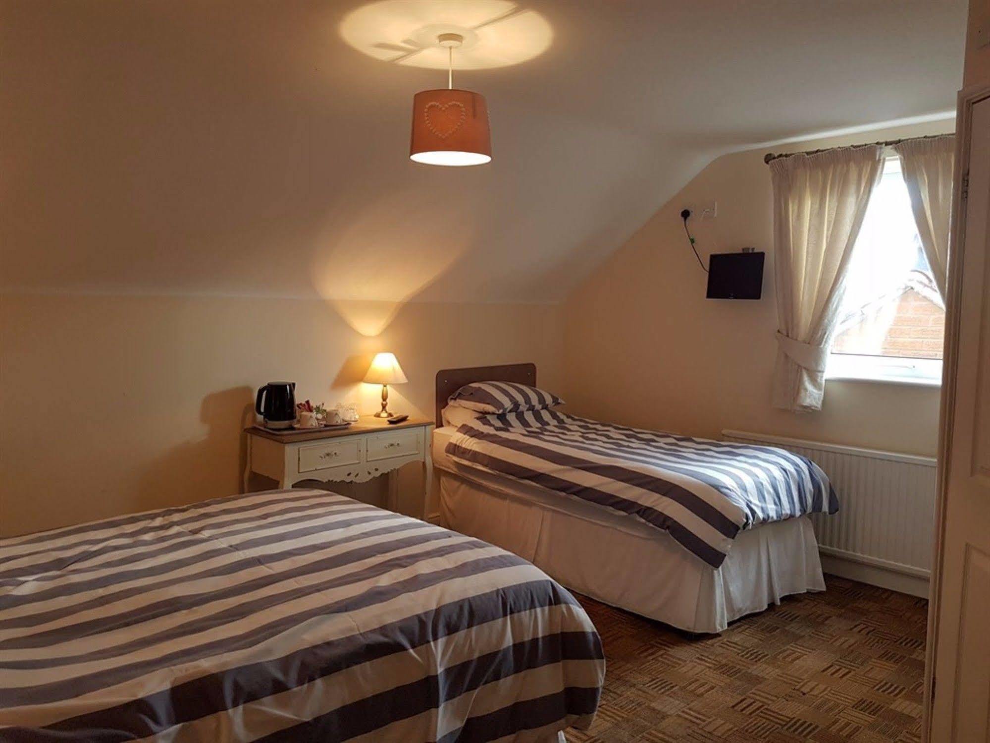 Aaron Bed & Breakfast 3*