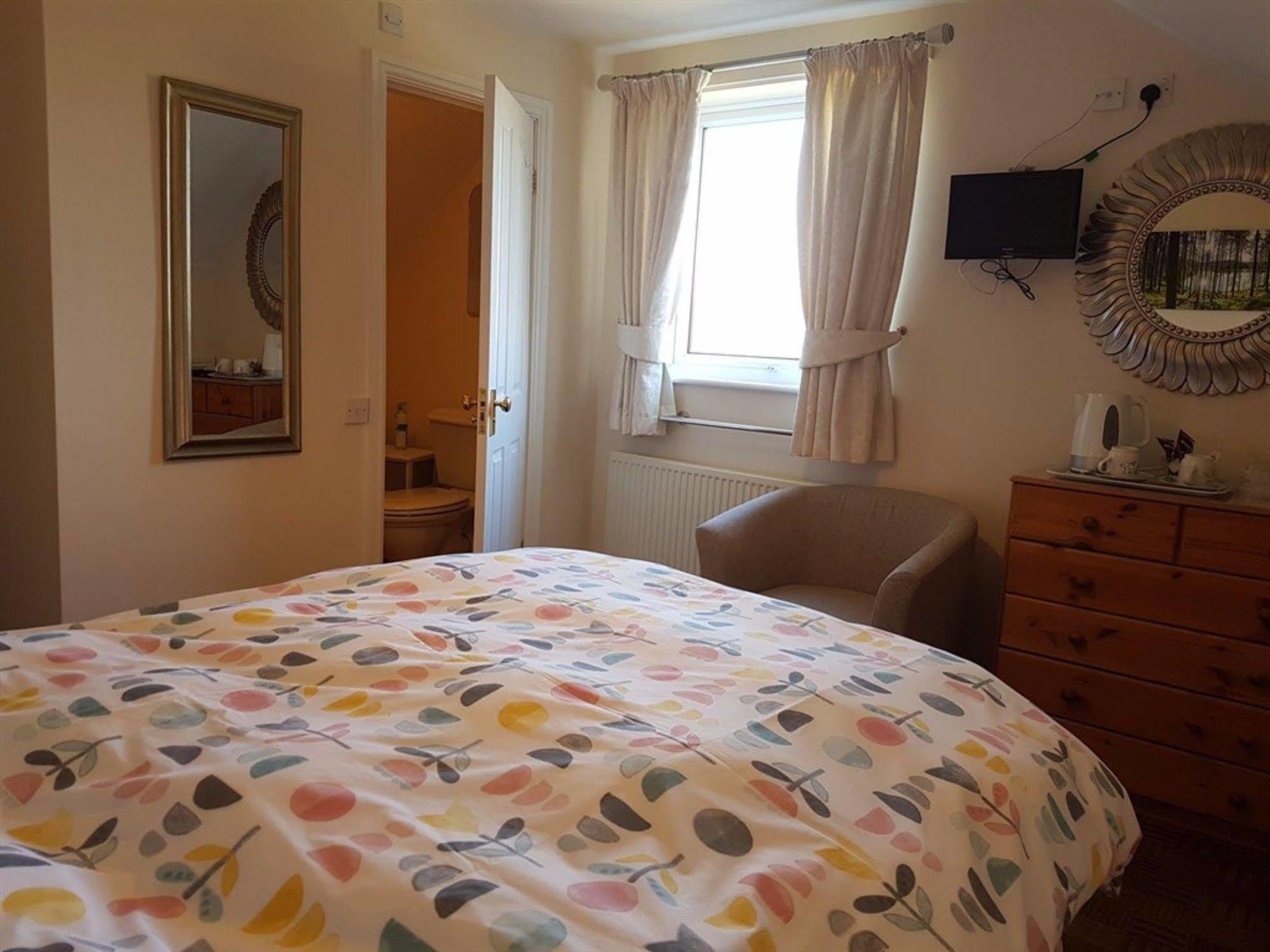 Aaron Bed & Breakfast Leicester